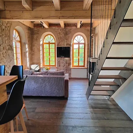 Lichtdurchflutetes Mit Sauna & Kamin 아파트